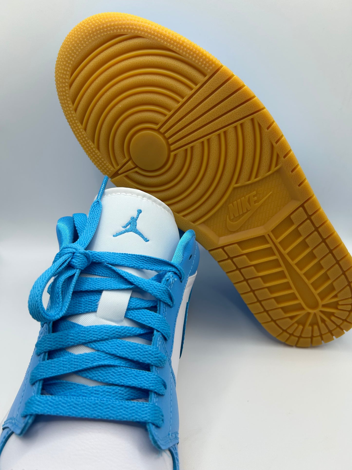 Air Jordan 1 Low