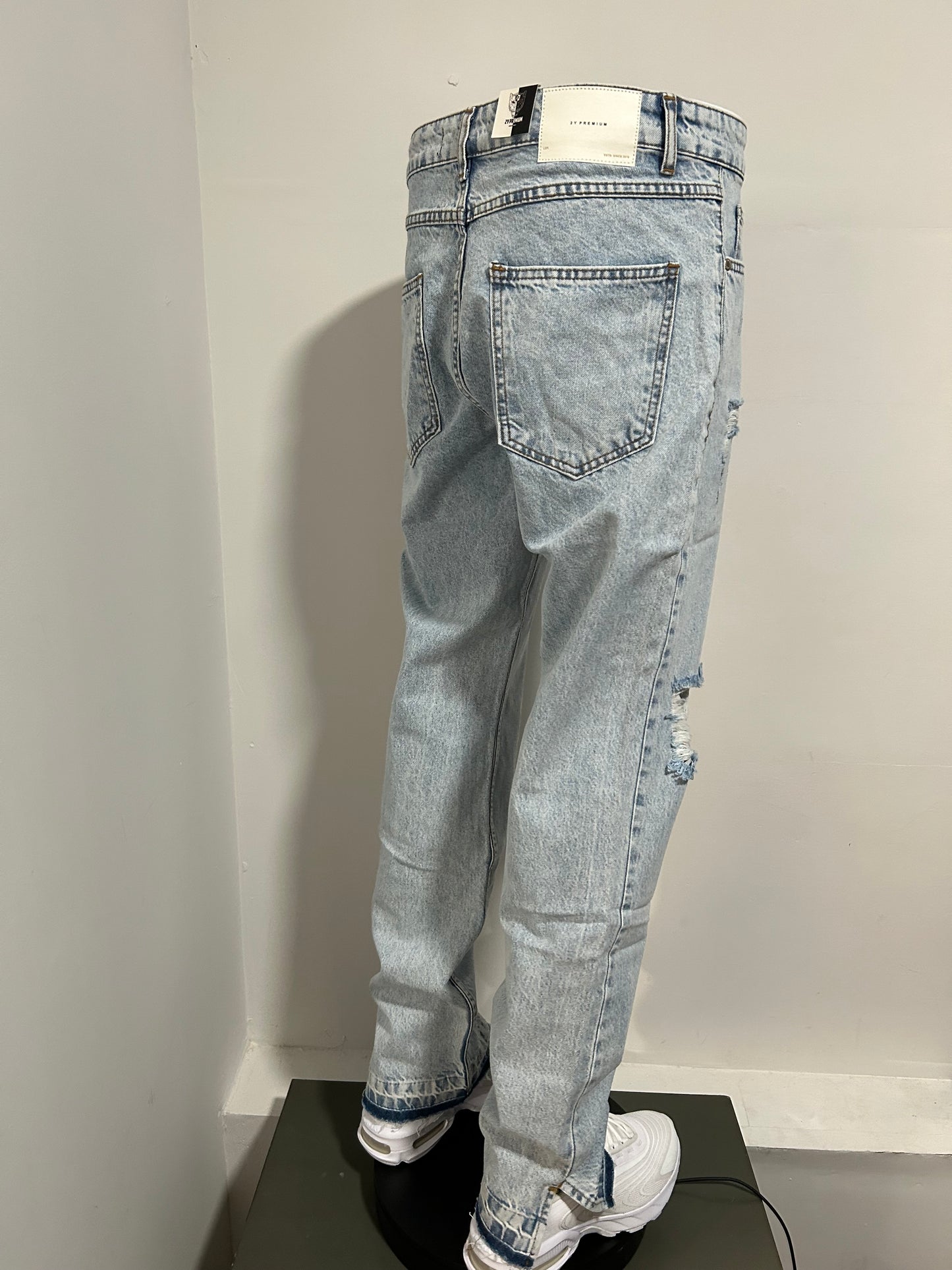 Pants 2Y Premium